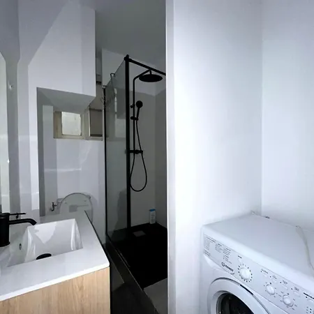 Apartment Spacieux T3 A 2 Min De La Marseille